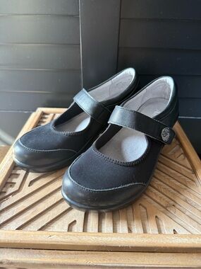 Alegria MAY-601 Black Neoprene and Leather Mary Jane